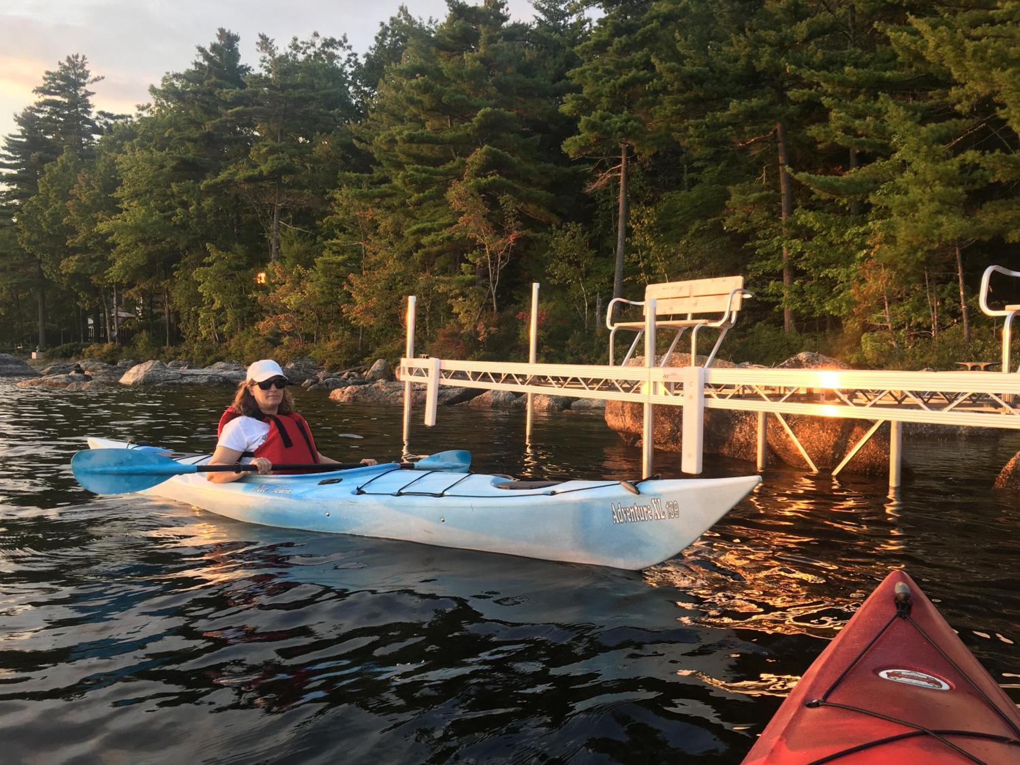 Rocky Haven: Tranquil Lakeside Cottage Near Acadia Orland Exterior photo